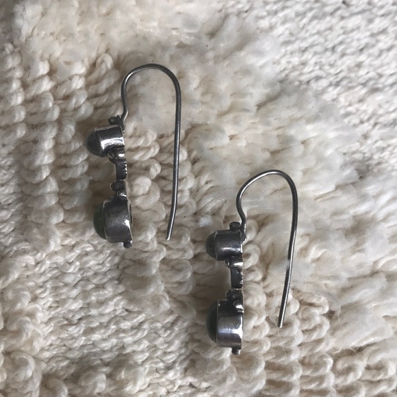 Sterling silver and Peridot earrings - Picture 3 of 3